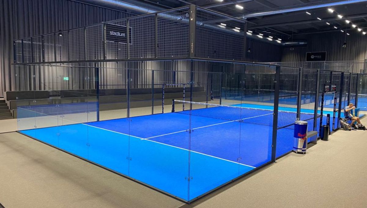 It is possible to build an indoor padel court if you intend to open a padel club