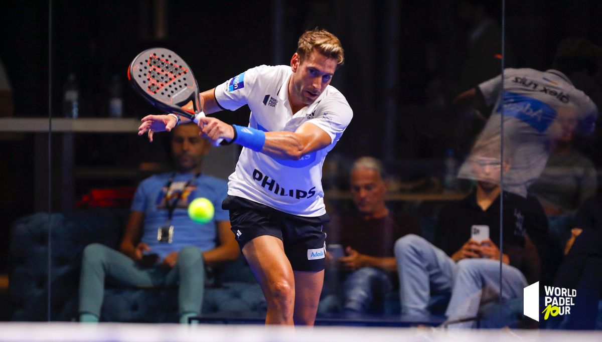 El saque es uno de los golpes en los que solemos emplear efectos normalmente