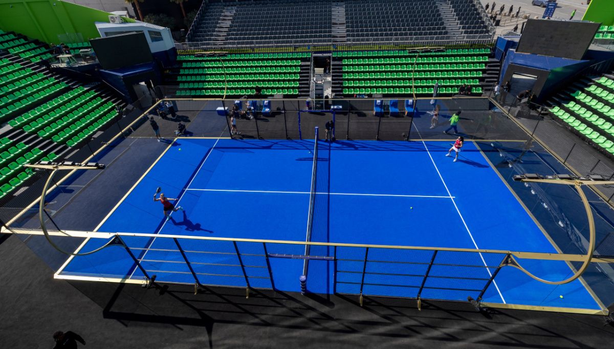 How are the MejorSet courts in Premier Padel?