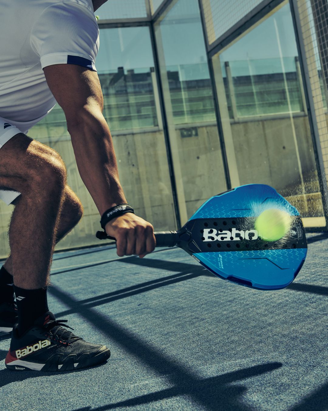 La BL003 se fabrica en el Babolat Padel Studio en España