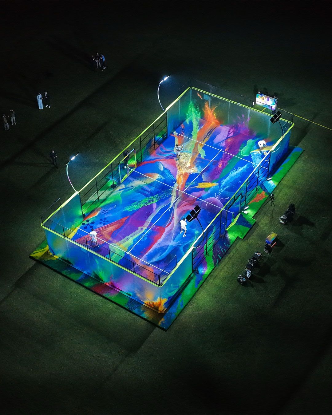 Cuando una pista de pádel se convierte en una obra de arte: ¡Así es la pista que se ha instalado en el Art Basel Qatar!