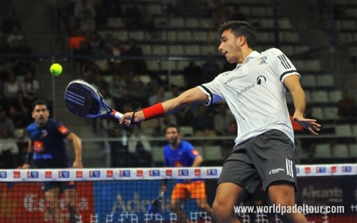 Los cuartos del Alicante Open ya son historia, una jornada repleta de muchas emociones y partidos igualados. Sigue leyendo para conocer las parejas que estarán presentes en las semifinales de mañana sábado.