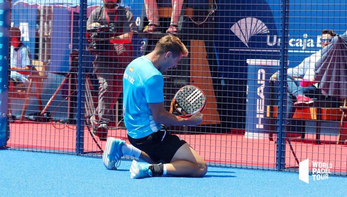 Alex Ruíz y Martín Sánchez Piñeiro dejan fuera a los número 1