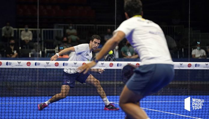 9 consejos para saber cómo jugar al pádel ante rivales superiores