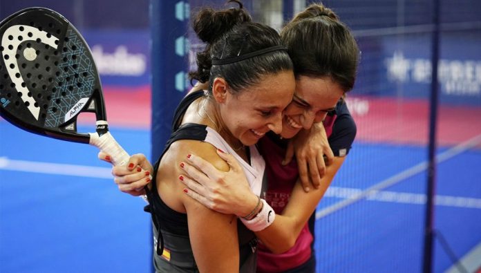 Sandra Hernández y Tamara Icardo dan la campanada en los octavos del Santander WOpen