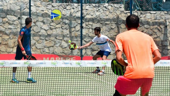 ¿Se permite ya jugar al pádel por parejas? Te contamos la situación actual