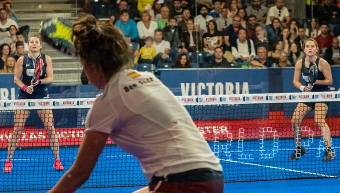 Aprende a colocarte bien la volea con los consejos de Manu Martín