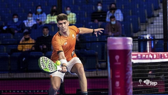 ¡De la previa a cuartos! Mario Huete y Adrián Ronco eliminan a los nº 3 en los octavos del Campeonato de España