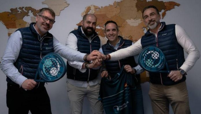 Orven y Padel Courts Deluxe cierran un acuerdo para ofrecer proyectos llave en mano