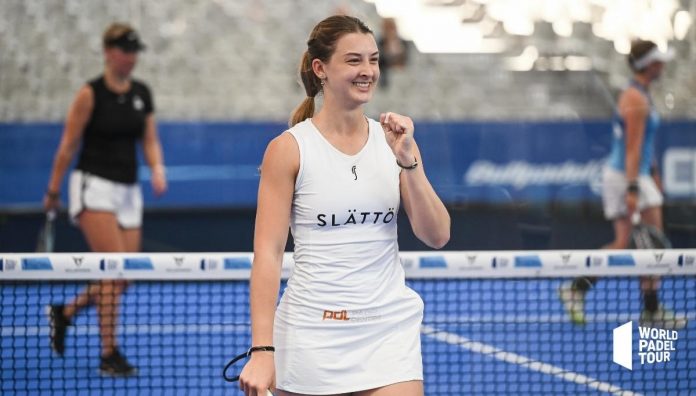 Amanda Girdo hace historia y se clasifica para los octavos del Brussels Padel Open