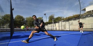 Play with walls in a padel match: When should we do it?