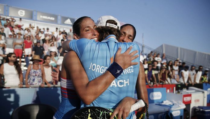 Las gemelas Sánchez Alayeto no seguirán a las ordenes de Jorge Martínez