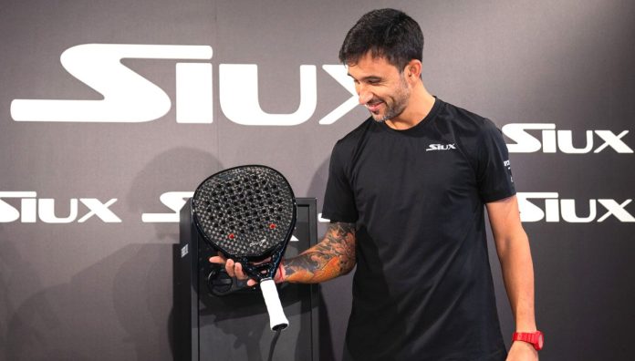 Siux presenta la SG BLack Limited Edition, la nueva pala de Sanyo Gutiérrez