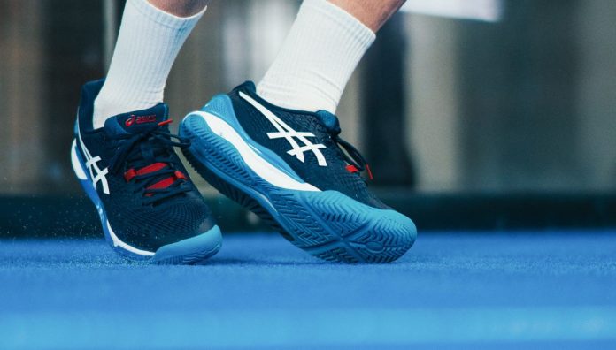 ¿Cuántos tipos de suelas hay en las zapatillas de pádel?