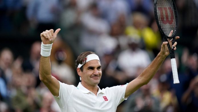 ¡Roger Federer se pasa al pádel!