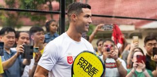 A Cristiano Ronaldo le pica el gusanillo del pádel