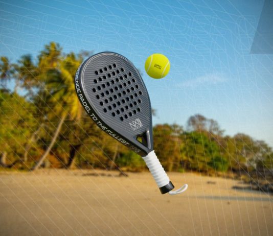 Where to play padel on a summer vacation in Italy?