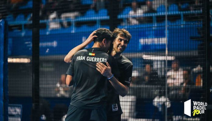 Teo Zapata y Fran Guerrero se meten en los octavos del México Open tras eliminar a la pareja 8