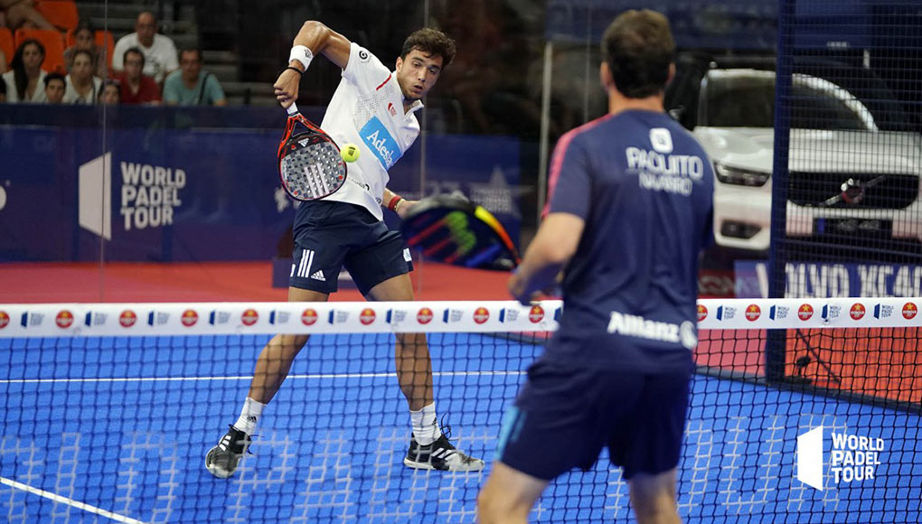 Los pelotazos en el pádel: qué tipos hay y cuándo utilizarlos