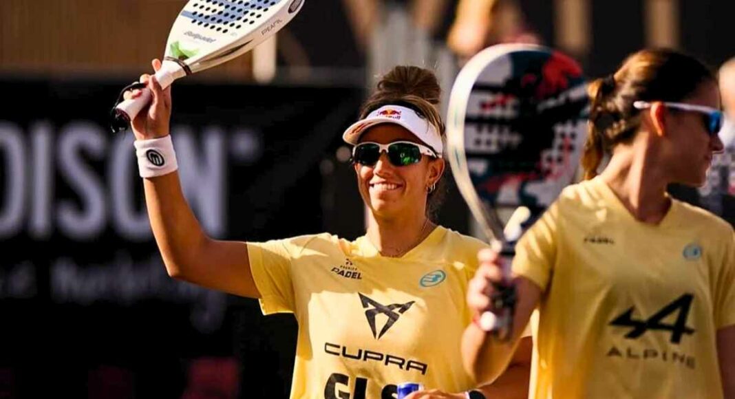 Las mejores prendas de pádel para combatir el calor este verano