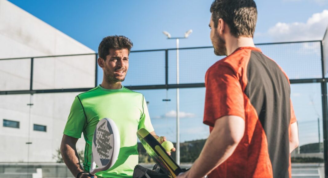 El pádel, uno de los deportes en auge para apostar por el bienestar
