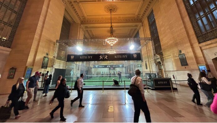 MejorSet da un paso al frente: instala la primera pista de pádel en la Grand Central Station de Nueva York