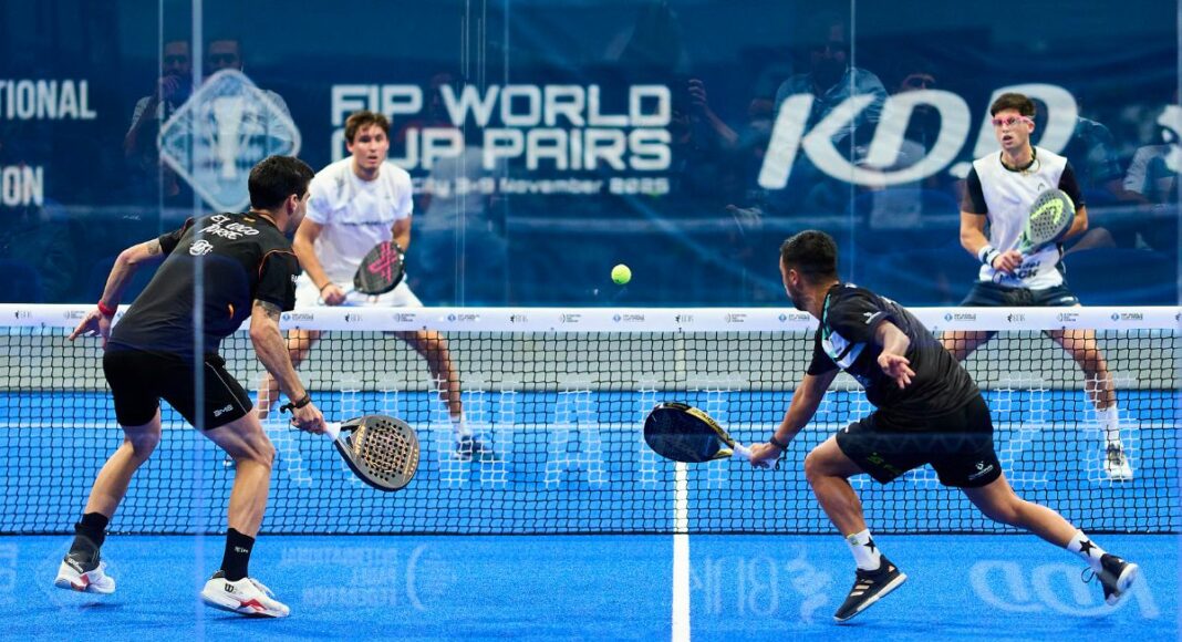 Día de estrenos y sorpresas en los treintaidosavos del Mundial por Parejas 2025