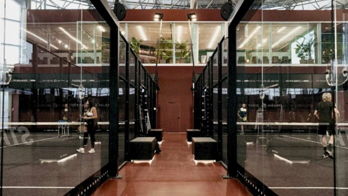 Milán hace honor al pádel champagne: así es el club a todo lujo