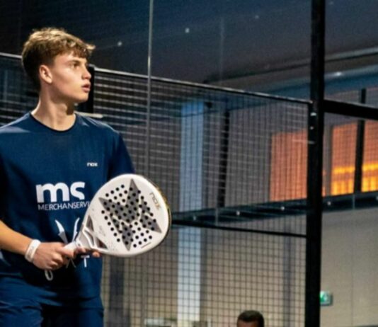 Iago Fuertes hace historia en Premier Padel con 16 años
