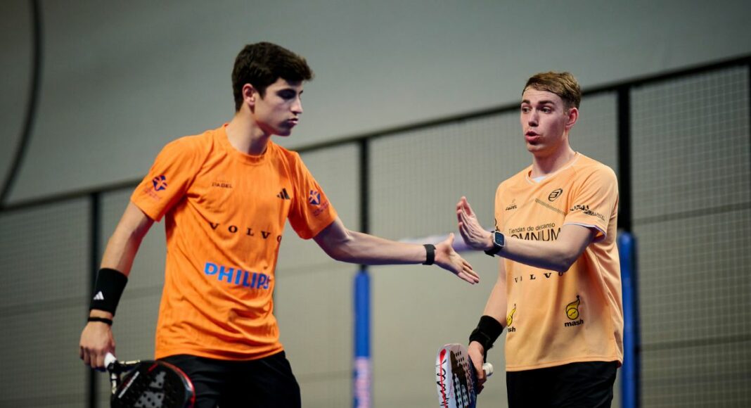 Un tie-break interminable y una remontada de carácter en el estreno de los dieciseisavos del Gijón Premier Padel P2
