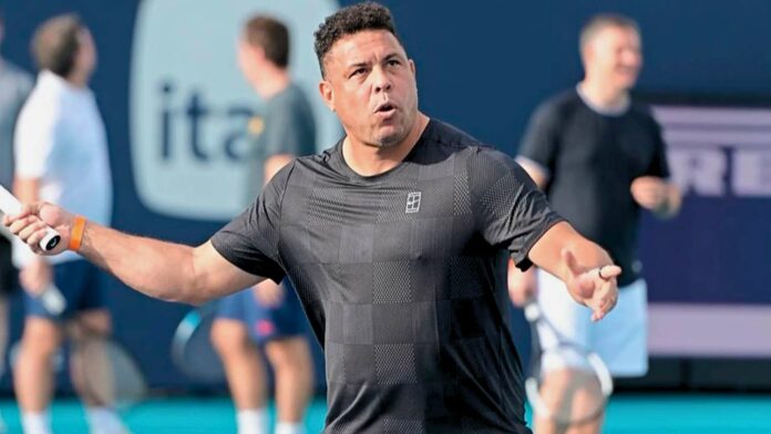 ronaldo-nazario-padel-brasil-galacticos-rackets