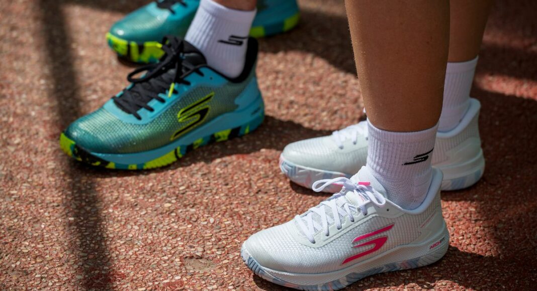Skechers, famosa por su comodidad, presenta su nueva colección para conquistar el pádel