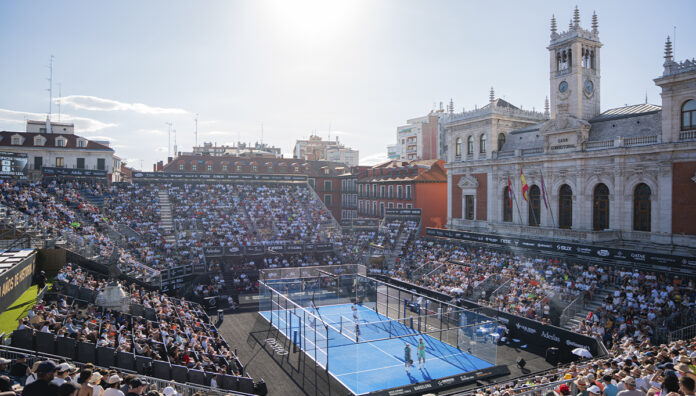 Dos decadas de padel en la Plaza Mayor, asi ha sido la vigesima edicion