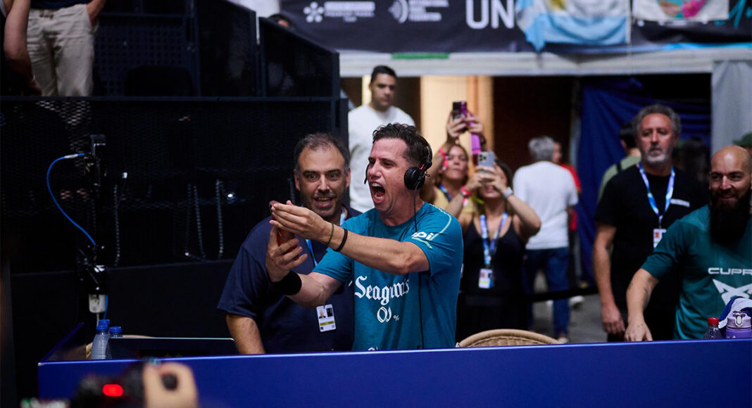 Paquito Navarro acapara el show en los cuartos de final del Malaga P1