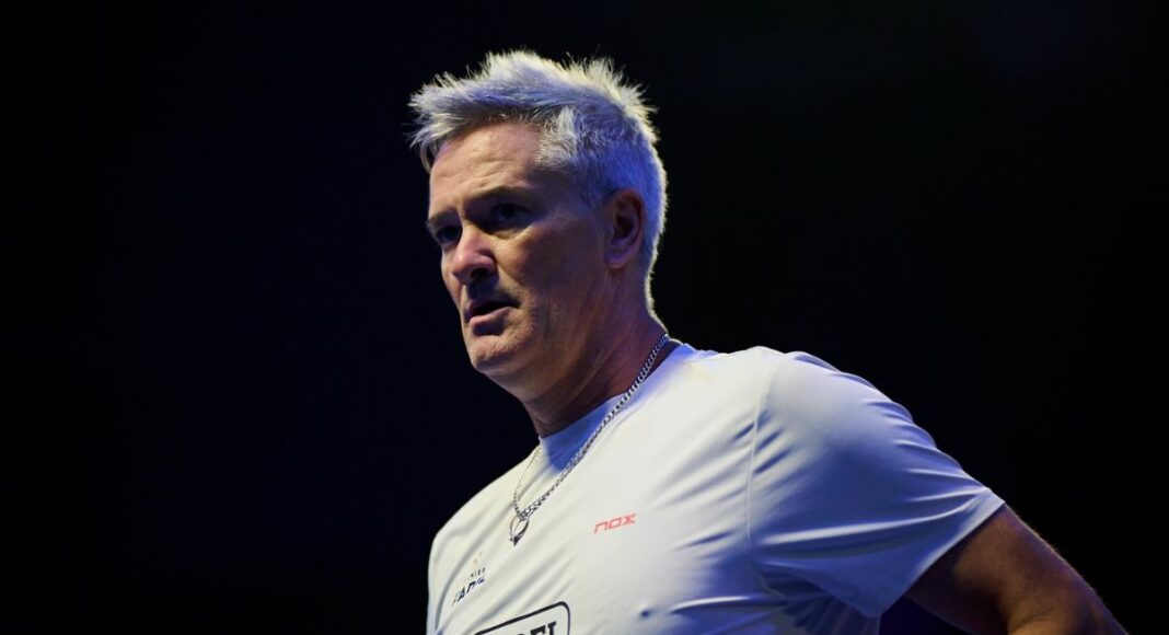 Lamperti da un paso al lado en Premier Padel, pero no piensa soltar la pala